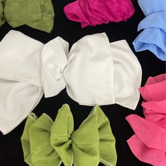 Hair Bows x 8 - Picture 3 of 5